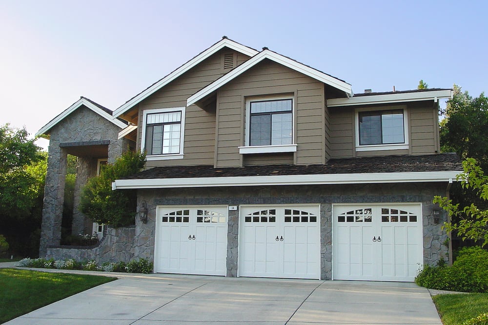 Wind Load Wood Garage Doors in Texas