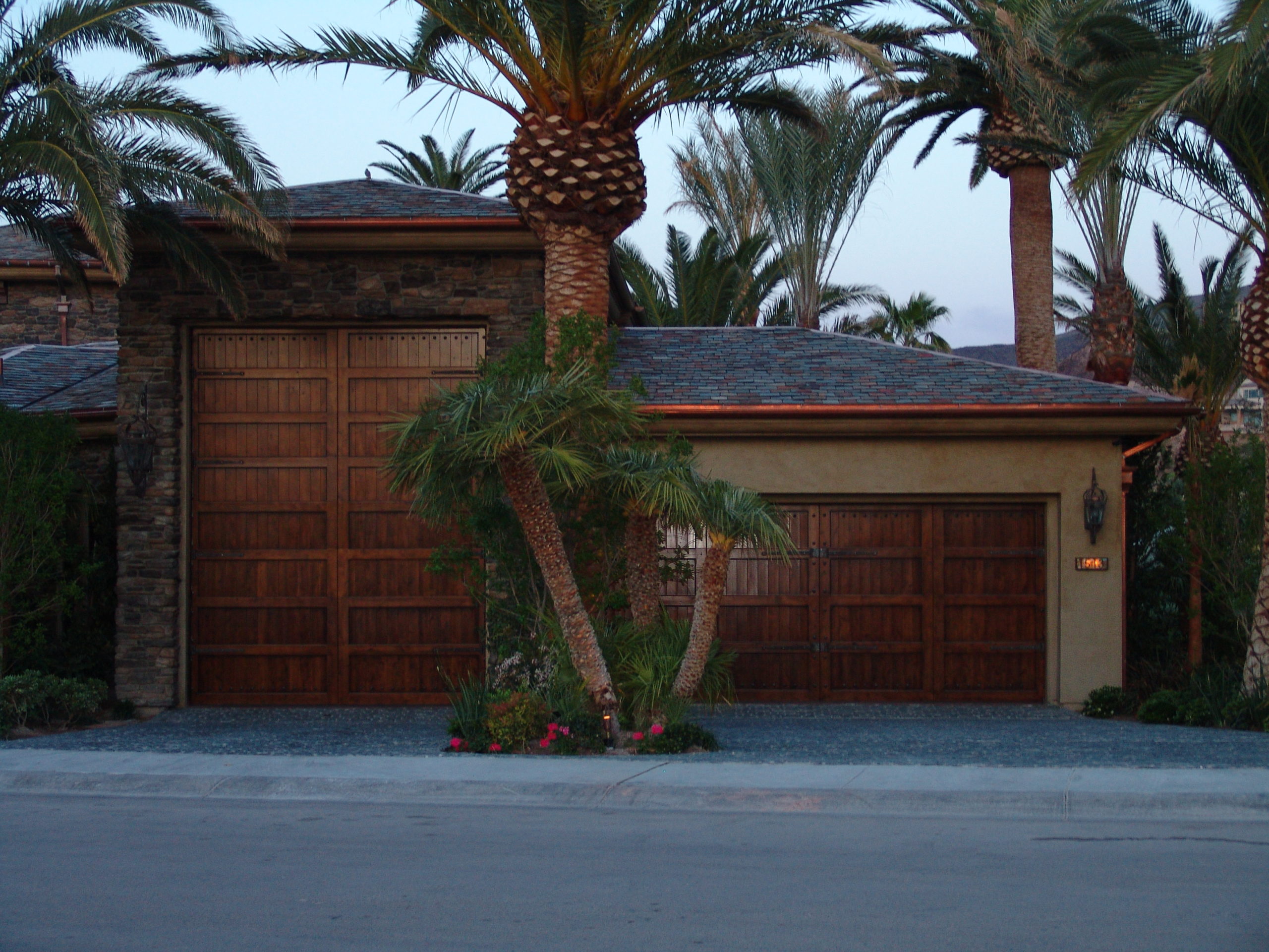 DSC00118 Hurricane Rated Doors