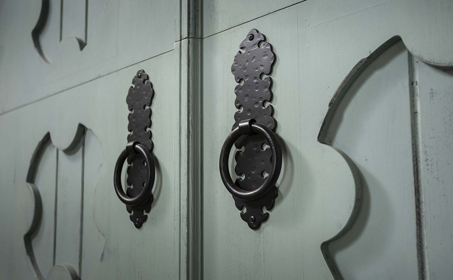 Decorative Hardware