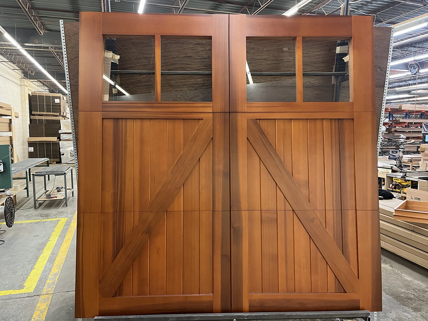 Custom wood finishing door On-tac